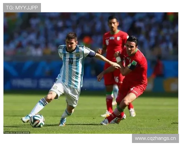 福登 vs 梅西:左脚技术细腻度与实战应用对比 福登 vs 梅西:左脚技术细腻度与实战应用对比